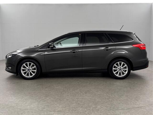 Ford FOCUS 1.5 TDCI Titanium Clima Carplay Camera Cruise LED Trekhaak Navi PDC 16"LMV