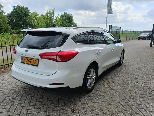 Ford FOCUS Wagon 1.0 EcoBoost Trend Edition Business | Airco | NAP | Panoramadak | 125 PK |