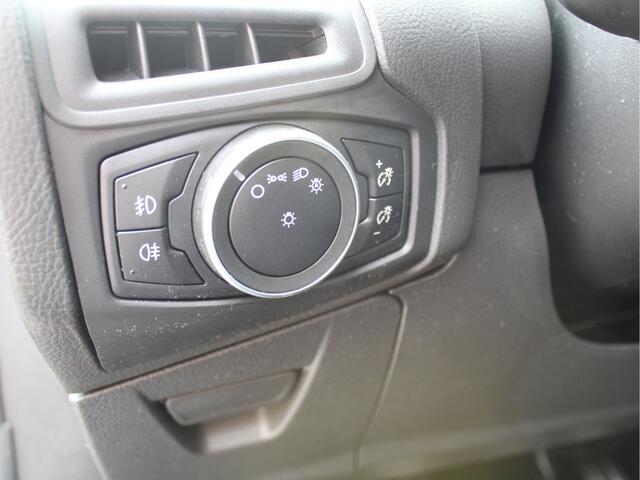 Ford FOCUS 1.5 150PK ST-Line 4-cilinder/2e Eig./Xenon/PDC/Cruise/Climate/Voorruitverw./18inch/Navi/Carplay