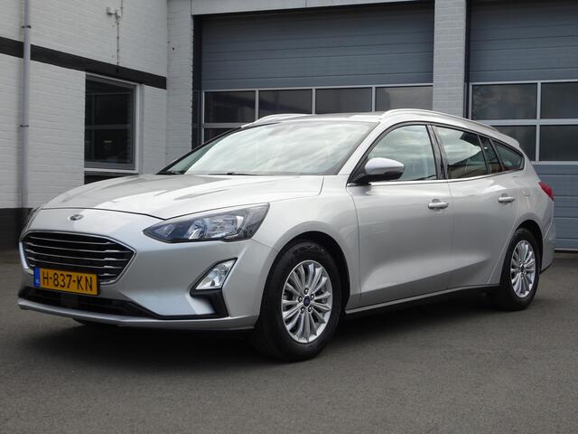 Ford FOCUS Wagon 1.0 EcoBoost Titanium Business Automatische airco, navigatie, parkeersensoren voor en achter, cruise controle, licht metalen velgen, enz.