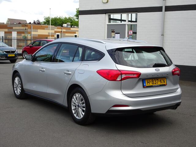 Ford FOCUS Wagon 1.0 EcoBoost Titanium Business Automatische airco, navigatie, parkeersensoren voor en achter, cruise controle, licht metalen velgen, enz.