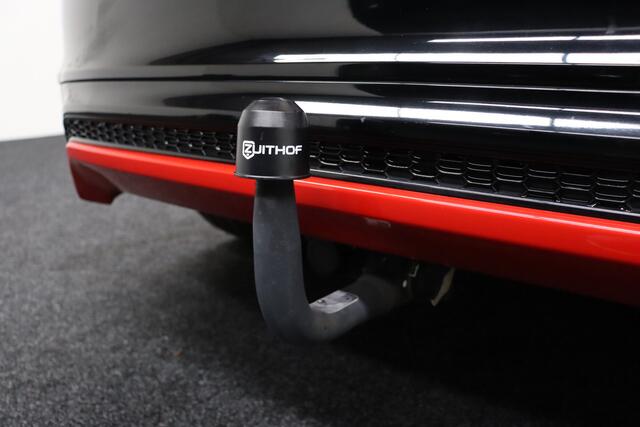 Ford FOCUS 1.5 Red Edition | Cruise-control | Afneembare Trekhaak | Clima | Stoelverwarming | Stuurverwarming