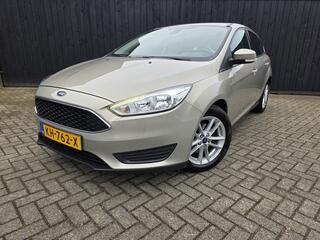ford-focus-1.0-trend