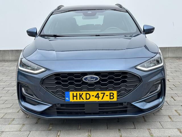 Ford FOCUS Wagon ST-Line EcoBoost Hybrid 155 pk | Pano | Winter Pack | Camera | Adapt. cruise | Camera | Draadloos Apple Carplay |