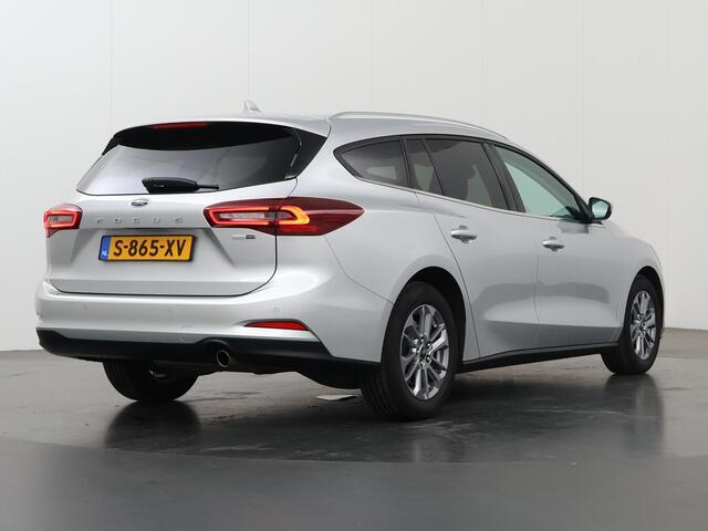 Ford FOCUS Wagon 1.0 EcoBoost Hybrid Titanium | Winter Pack | Navigatie | Parkeersensoren | Climate Control |