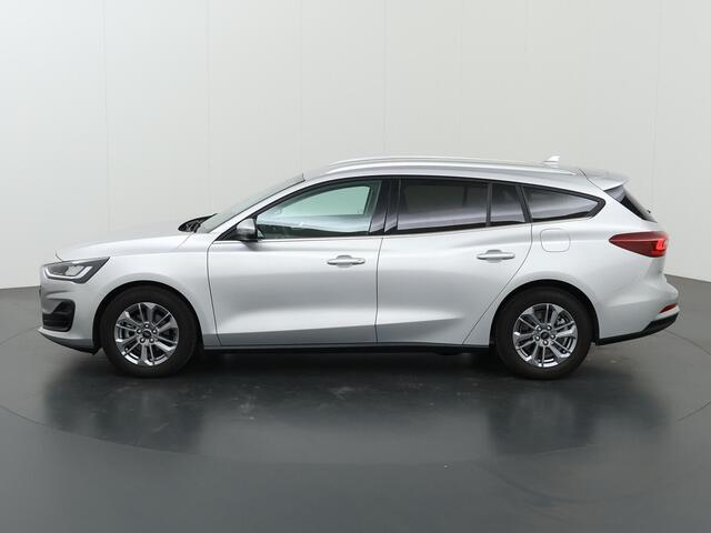 Ford FOCUS Wagon 1.0 EcoBoost Hybrid Titanium | Winter Pack | Navigatie | Parkeersensoren | Climate Control |
