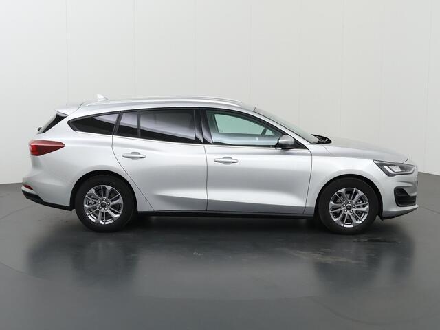 Ford FOCUS Wagon 1.0 EcoBoost Hybrid Titanium | Winter Pack | Navigatie | Climate Control | Parkeersensoren |