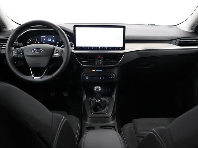 Ford FOCUS Wagon 1.0 EcoBoost Hybrid Titanium | Winter Pack | Navigatie | Climate Control | Parkeersensoren |