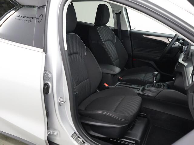 Ford FOCUS Wagon 1.0 EcoBoost Hybrid Titanium | Winter Pack | Navigatie | Climate Control | Parkeersensoren |