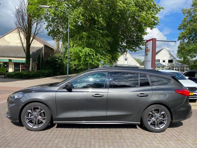 Ford FOCUS 1.5 ECOBL. TIT. XBNS AUTOMAAT / ECC / NAVI / TREKHAAK