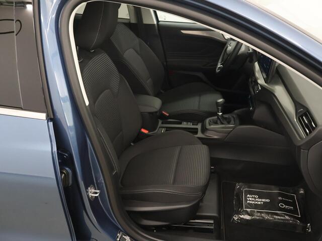 Ford FOCUS Wagon 1.0 EcoBoost Hybrid Titanium
