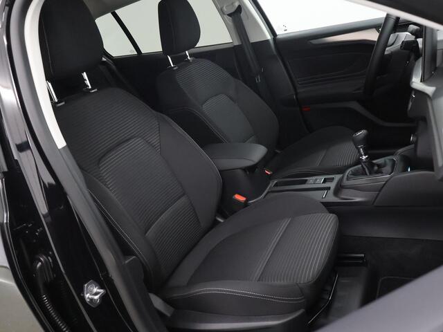 Ford FOCUS Wagon 1.0 EcoBoost Hybrid Titanium | Keyless Go | Parkeercamera | Cruise Control | Stoelverwarming