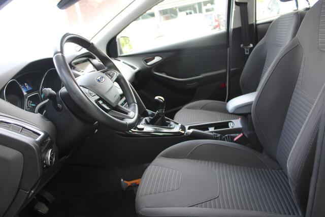 Ford FOCUS Wagon 1.0 EcoBoost Titanium