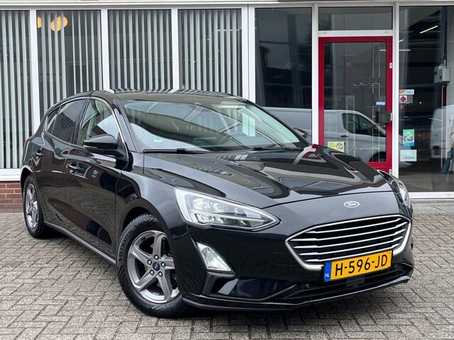 Ford FOCUS 1.0 Titanium I Carplay I Navi I Clima I Trekhaak I Stoel/Stuurverw. I LED