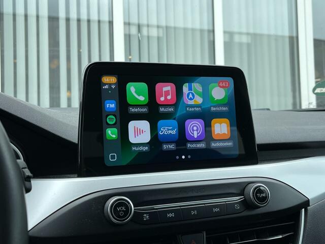 Ford FOCUS 1.0 Titanium I Carplay I Navi I Clima I Trekhaak I Stoel/Stuurverw. I LED