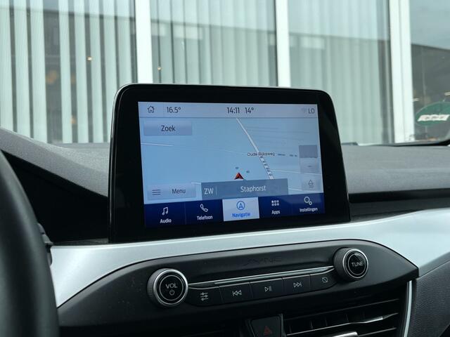 Ford FOCUS 1.0 Titanium I Carplay I Navi I Clima I Trekhaak I Stoel/Stuurverw. I LED