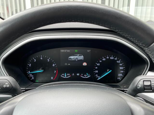 Ford FOCUS 1.0 Titanium I Carplay I Navi I Clima I Trekhaak I Stoel/Stuurverw. I LED