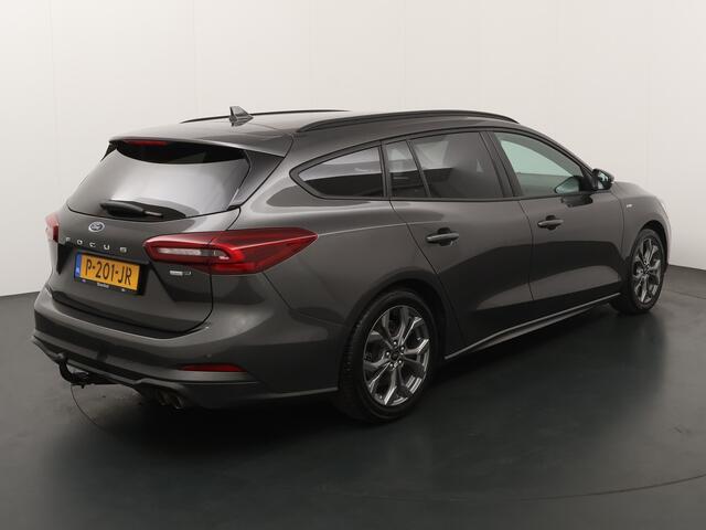 Ford FOCUS Wagon EcoBoost Hybrid 125pk ST Line | Trekhaak | Dealer onderhouden | Nw. model | Led | Clima |