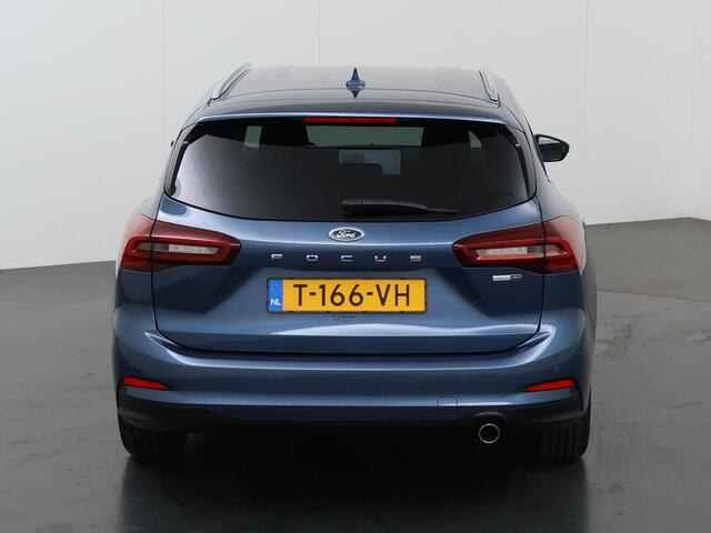 Ford FOCUS Wagon 1.0 EcoBoost Hybrid Titanium | Navigatie | Cruise Control | Climate Control | DAB | Parkeersensoren |