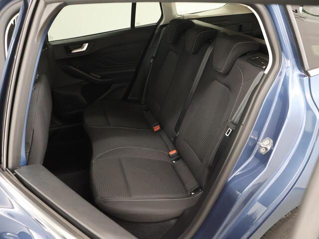 Ford FOCUS Wagon 1.0 EcoBoost Hybrid Titanium | Navigatie | Cruise Control | Climate Control | DAB | Parkeersensoren |