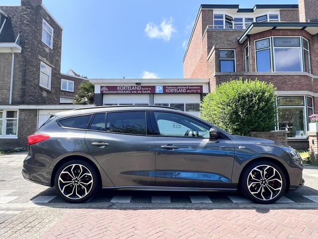 Ford FOCUS Wagon 1.5 EcoBoost ST Line X Business