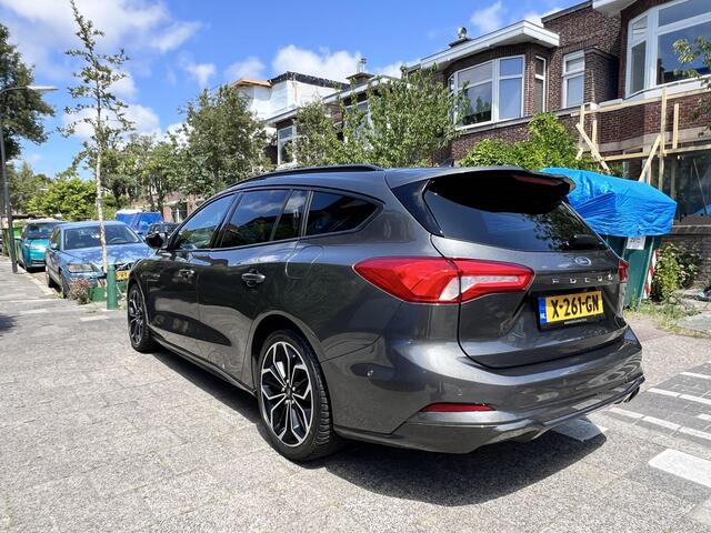 Ford FOCUS Wagon 1.5 EcoBoost ST Line X Business