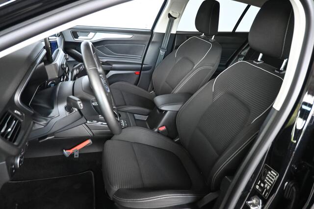 Ford FOCUS Wagon 1.0 EcoBoost Titanium X Business Automaat Navigatie Rijklaarprijs Inruil Mogelijk!