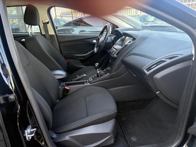 Ford FOCUS 1.0 Lease Edition