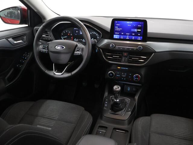 Ford FOCUS 1.0 EcoBoost Active Business | Winterpakket | B&O | Cruise Control | Navigatie | Parkeersensoren |