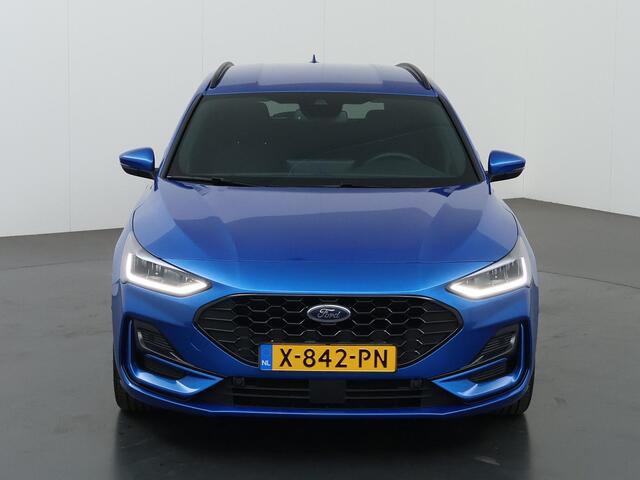 Ford FOCUS Wagon 1.0 EcoBoost Hybrid ST Line X | Winterpakket | Cruise Control Adaptief | Elektr. Achterklep | Parkeercamera | Navigatie |