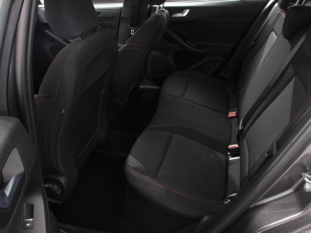 Ford FOCUS 1.0 Focus 125 PK HB ST-Line Automaat Navigatie Climate control cruise control Carplay LM velgen Parkeersensoren Led Matrix koplampen