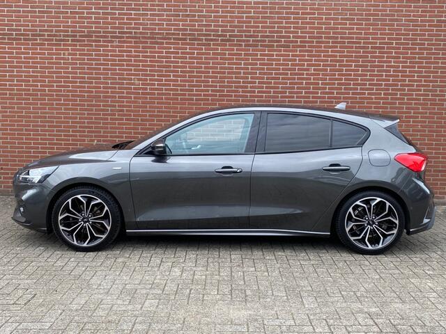 Ford FOCUS 1.0 ECOB. ST LINE. BNS NAV CRUISE CARPLAY STOELVW CAMERA PDC LMV
