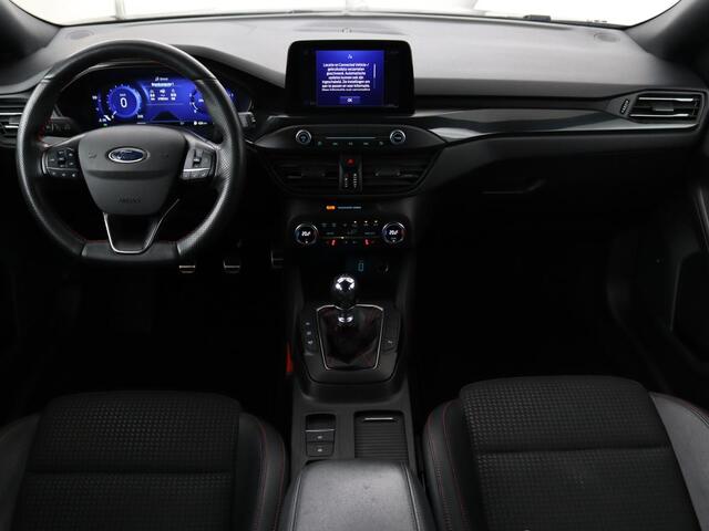 Ford FOCUS 1.0 EcoBoost Hybrid ST Line X | Trekhaak | Stoelverwarming | Half leder | Camera | B&O Sound | Full LED | Carplay | Navigatie | Climate control
