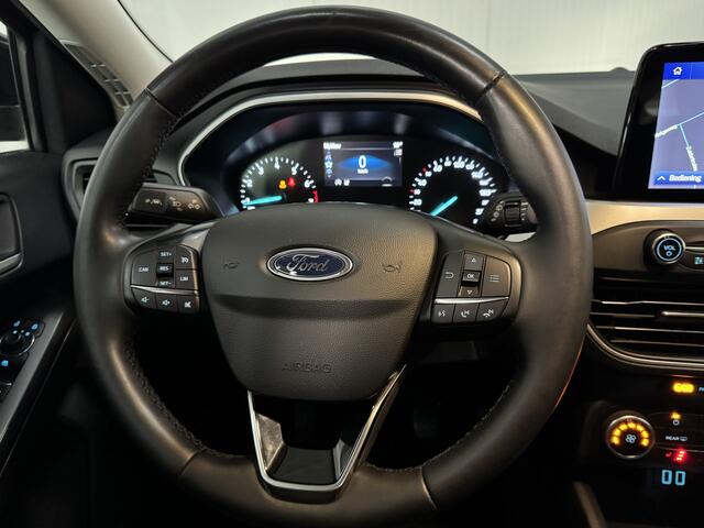 Ford FOCUS Wagon 1.0i 126 PK EcoBoost Business LED NAVI CAMERA STOELVERW. TREKHAAK