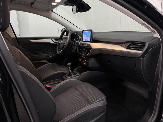 Ford FOCUS Wagon 1.0i 126 PK EcoBoost Business LED NAVI CAMERA STOELVERW. TREKHAAK