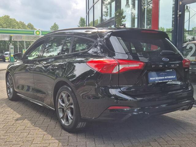 Ford FOCUS Wagon 1.0 EcoBoost Hybrid ST Line 155PK | PDC + Camera | ECC | Navigatie| LM Velgen