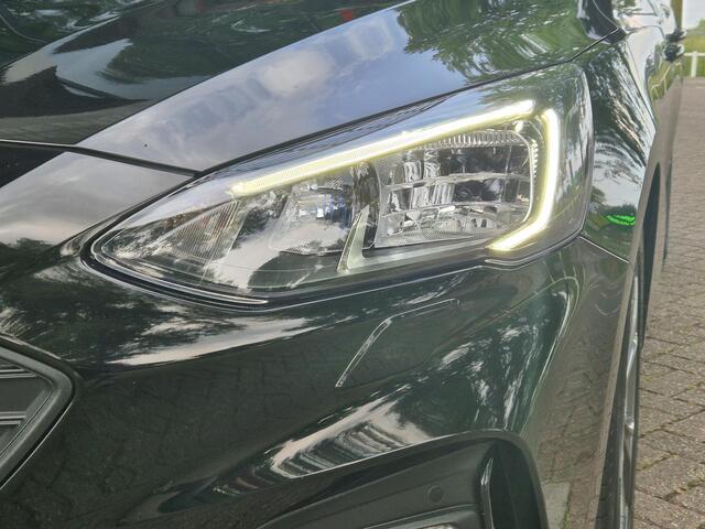 Ford FOCUS Wagon 1.0 EcoBoost Hybrid ST Line 155PK | PDC + Camera | ECC | Navigatie| LM Velgen