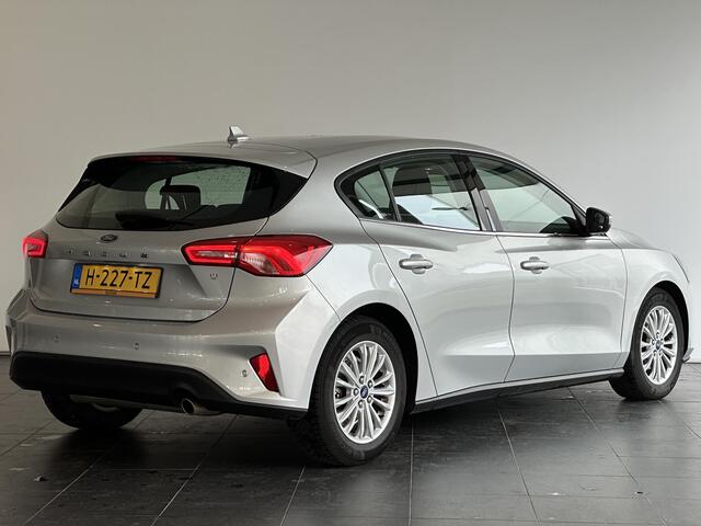 Ford FOCUS 1.5 EcoBoost Titanium Business NAVIGATIE | PARKEERSENSOREN VOOR-EN ACHTER | LICHTMETALEN VELGEN