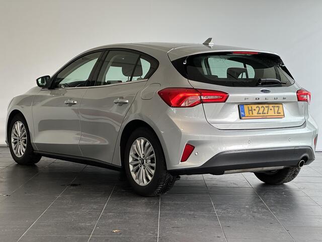 Ford FOCUS 1.5 EcoBoost Titanium Business NAVIGATIE | PARKEERSENSOREN VOOR-EN ACHTER | LICHTMETALEN VELGEN