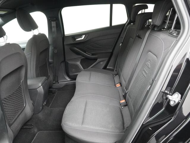Ford FOCUS Wagon EcoBoost 125PK Hybrid Active X Business I AD. Cruise I Winter Pack I Camera I Elek A-Klep | Trekhaak