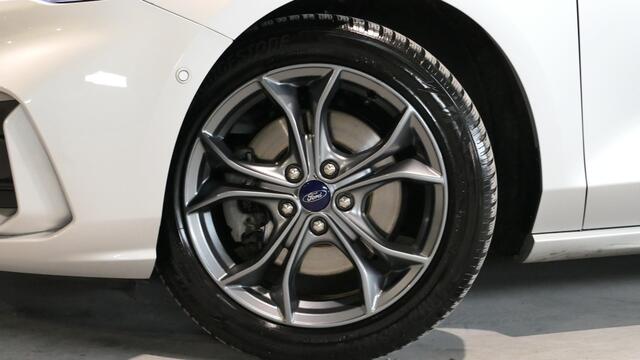 Ford FOCUS Wagon 1.0 EcoBoost ST Line Business |Winter pack!|ST-line!