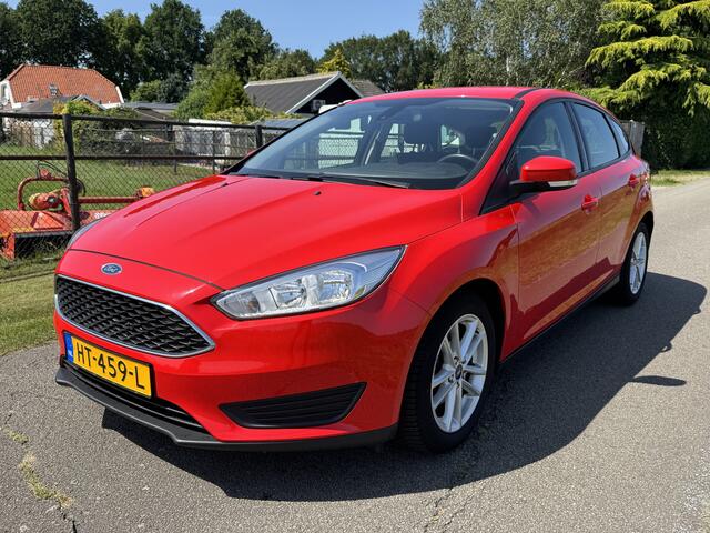 Ford FOCUS 1.0 Trend Edition Airco/Navigatie/PDC
