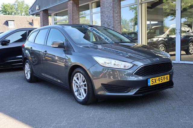 Ford FOCUS Wagon 1.0 , TREKHAAK STOEL/STUUR/RUITVERWARMING ELEC.SPIEGELS CRUISE AIRCO LMV
