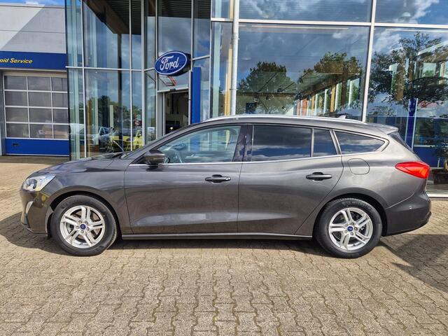 Ford FOCUS Wagon 1.0 EcoBoost Trend Edition Business | Wegklapbare Trekhaak | Stuur,stoel en voorruitverwarming | Camera achter | Cruisecontrol | Navigatie |