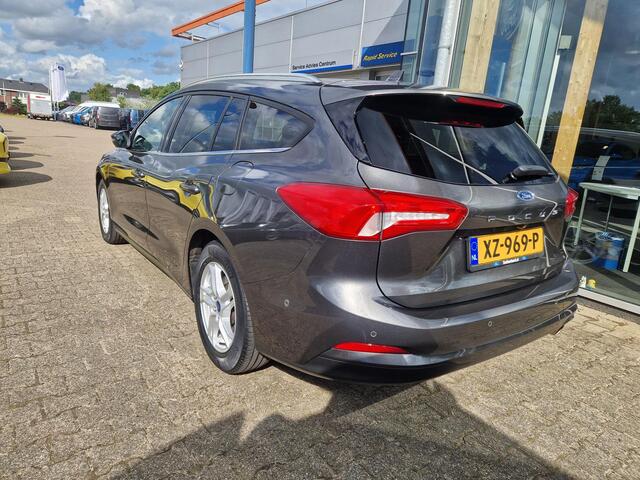 Ford FOCUS Wagon 1.0 EcoBoost Trend Edition Business | Wegklapbare Trekhaak | Stuur,stoel en voorruitverwarming | Camera achter | Cruisecontrol | Navigatie |