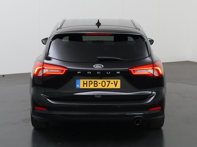 Ford FOCUS Wagon 1.5 EcoBoost Titanium X Business | AGR Stoelen | Winterpack | Cruise control Adaptief | Parkeercamera |