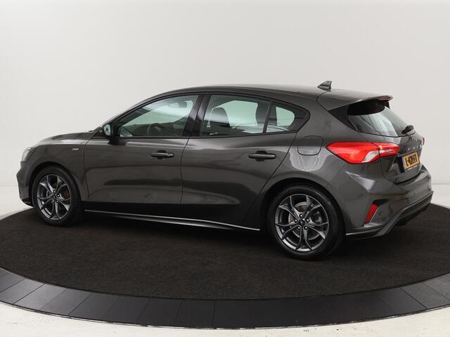 Ford FOCUS 1.0 EcoBoost ST Line | Stoel & stuurverwarming | Carplay | Navigatie | Climate control | Parkeerhulp | Cruise control | Bluetooth