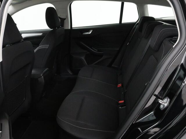 Ford FOCUS 1.0 EcoBoost Trend Edition Business | Carplay | Navigatie | Cruise control | Parkeerhulp | Airco | Bluetooth | Lichtmetalen velgen
