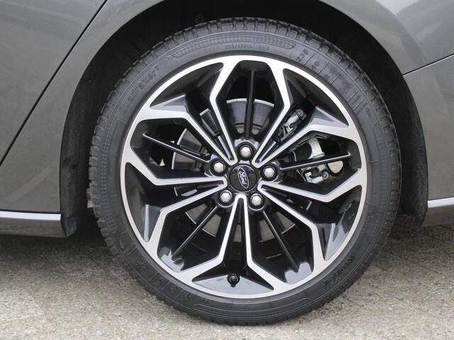 Ford FOCUS Wagon 1.5 EcoBoost ST Line Business | ELEKTRISCH SCHUIFDAK | TREKHAAK |