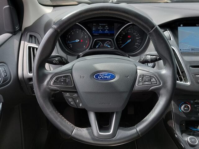 Ford FOCUS Wagon 1.0 EcoBoost 125pk Titanium | Origineel NL | Navi | Apple Carplay+Android Auto | Bi-Xenon | SONY Sound | Clima | Cruise | Keyless Entry | Pdc V+A+Assist+Camera | Privacy Glass | 17''lm